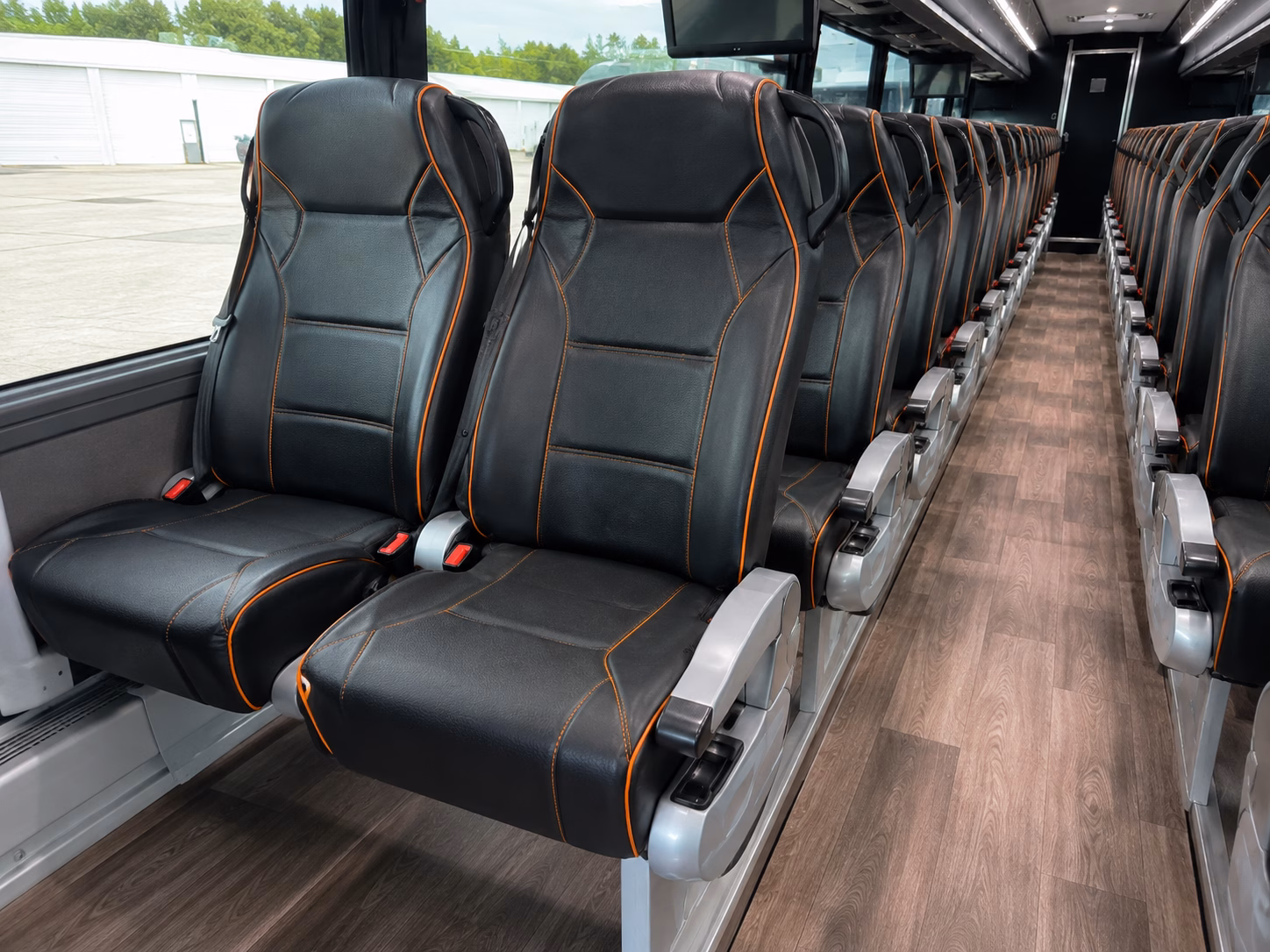 crypto com arena charter buses for lakers kings sparks games