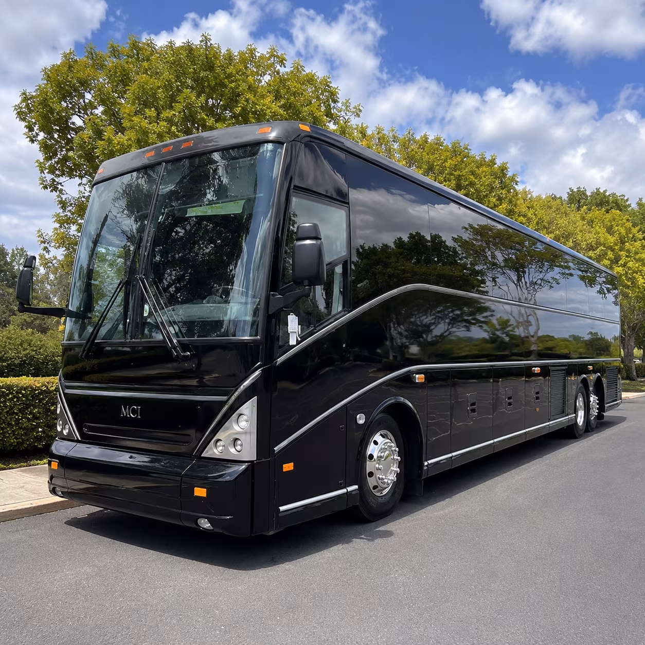 employee shuttle service along the i 405 and through silicon beach