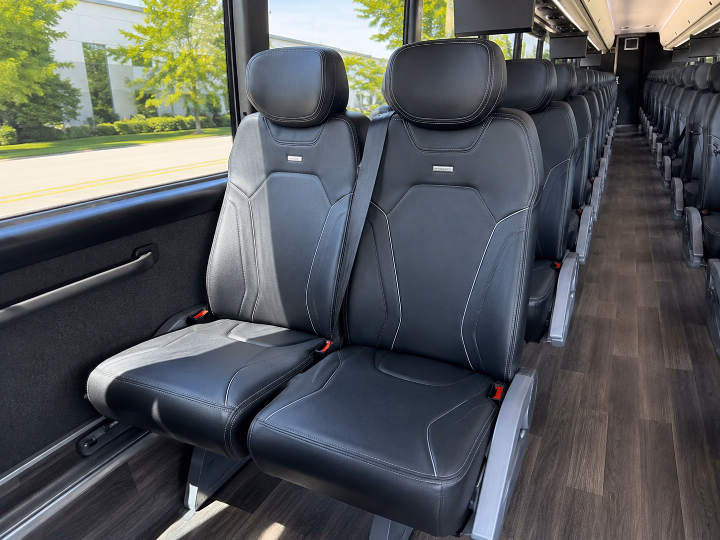 why los angeles wedding couples choose charterbusserviceslosangeles com for group transportation